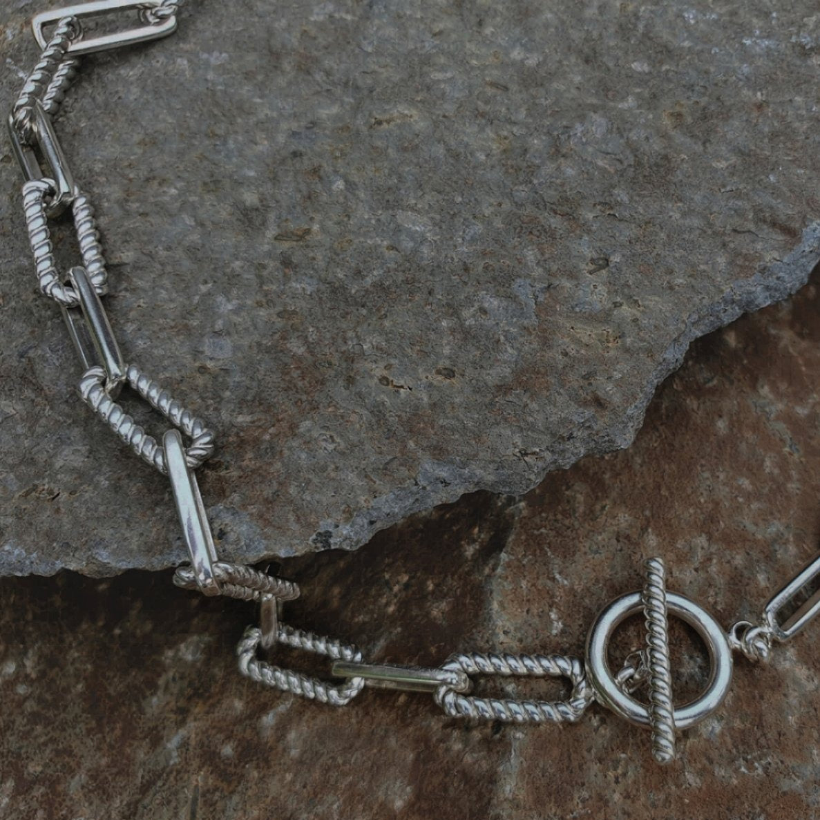 Chunky paper clip necklace // Silver