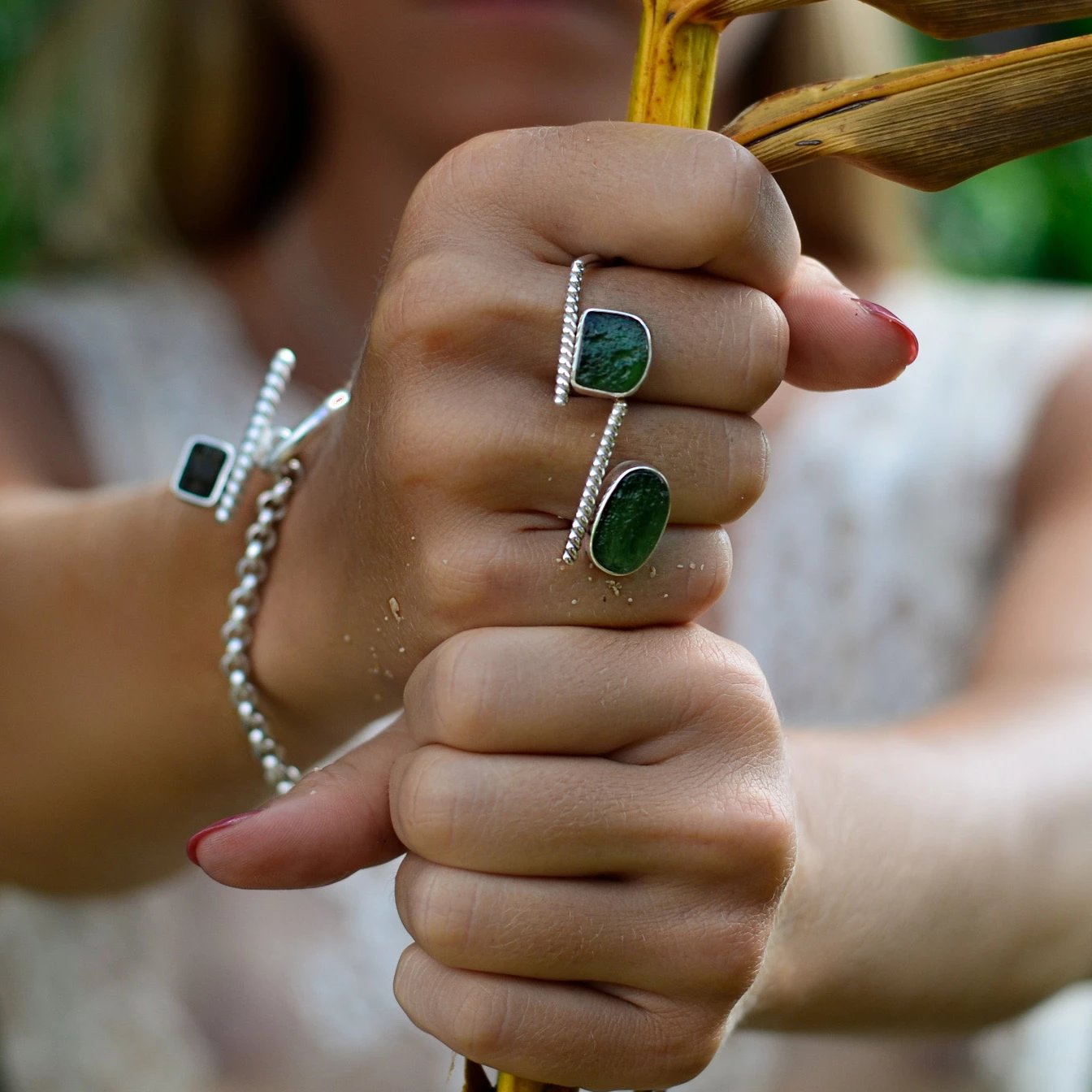 Rolo Chain Moldavite Bracelet with a Toggle clasp