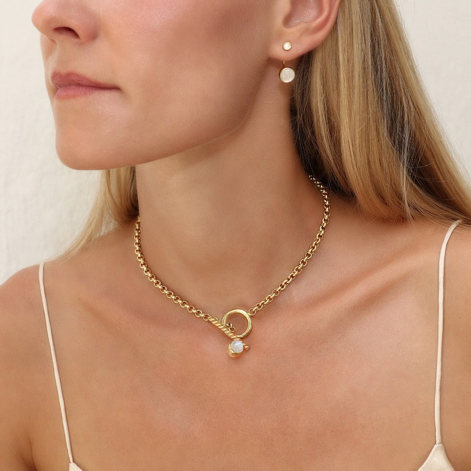 Chunky gold Necklace With Moonstone and a Toggle Clasp // Gold