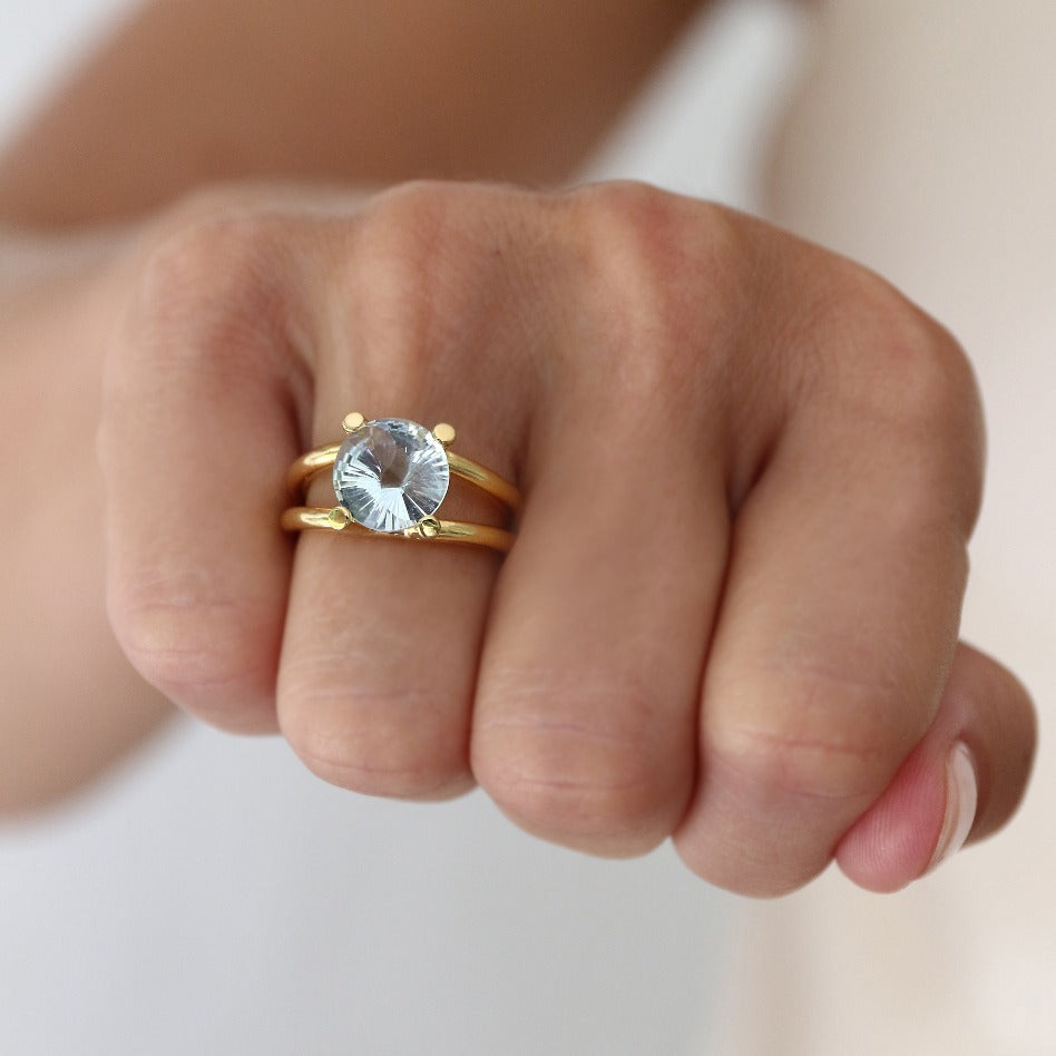 aquamarine ring yin yang gemstone cu