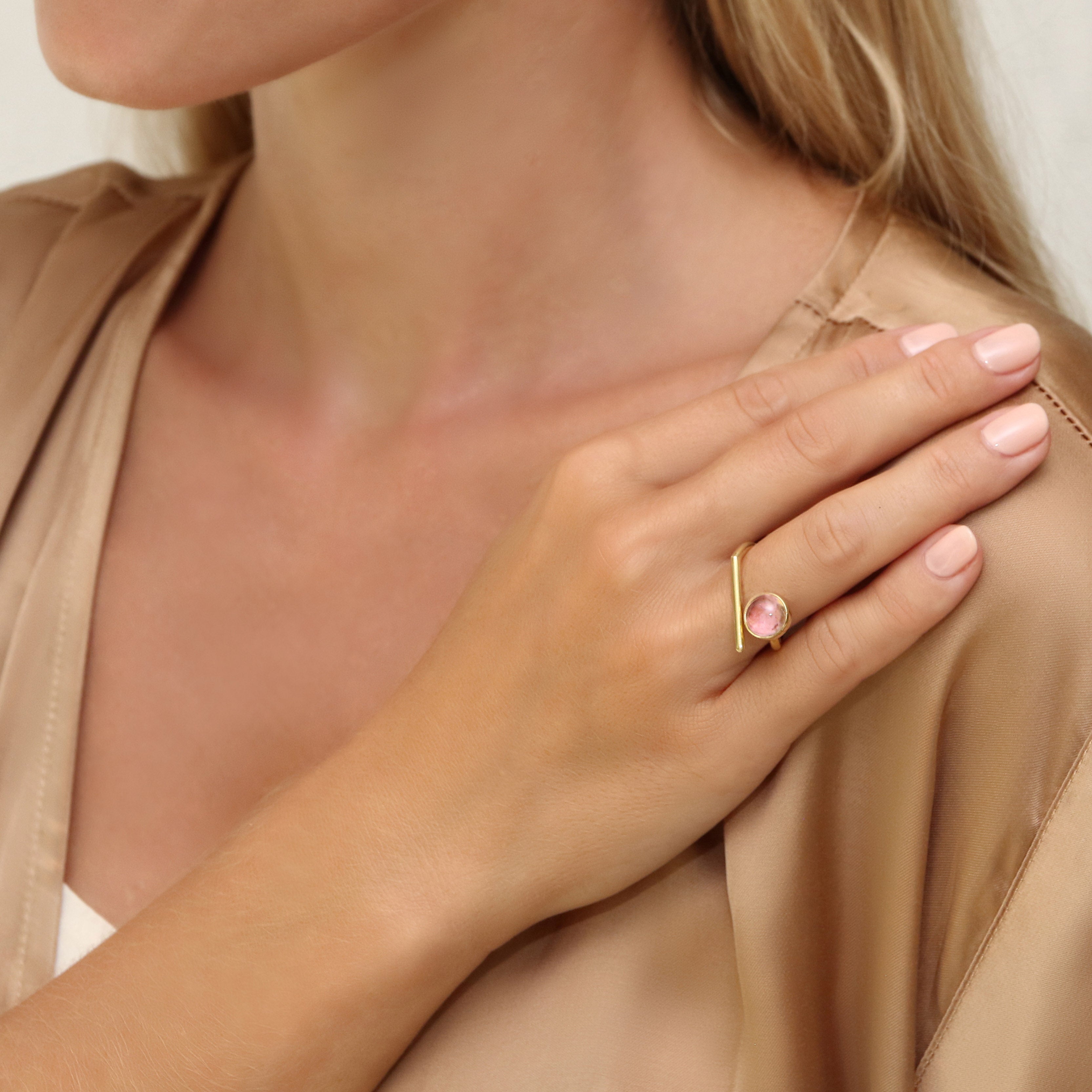 Pink Tourmaline ring // Gold