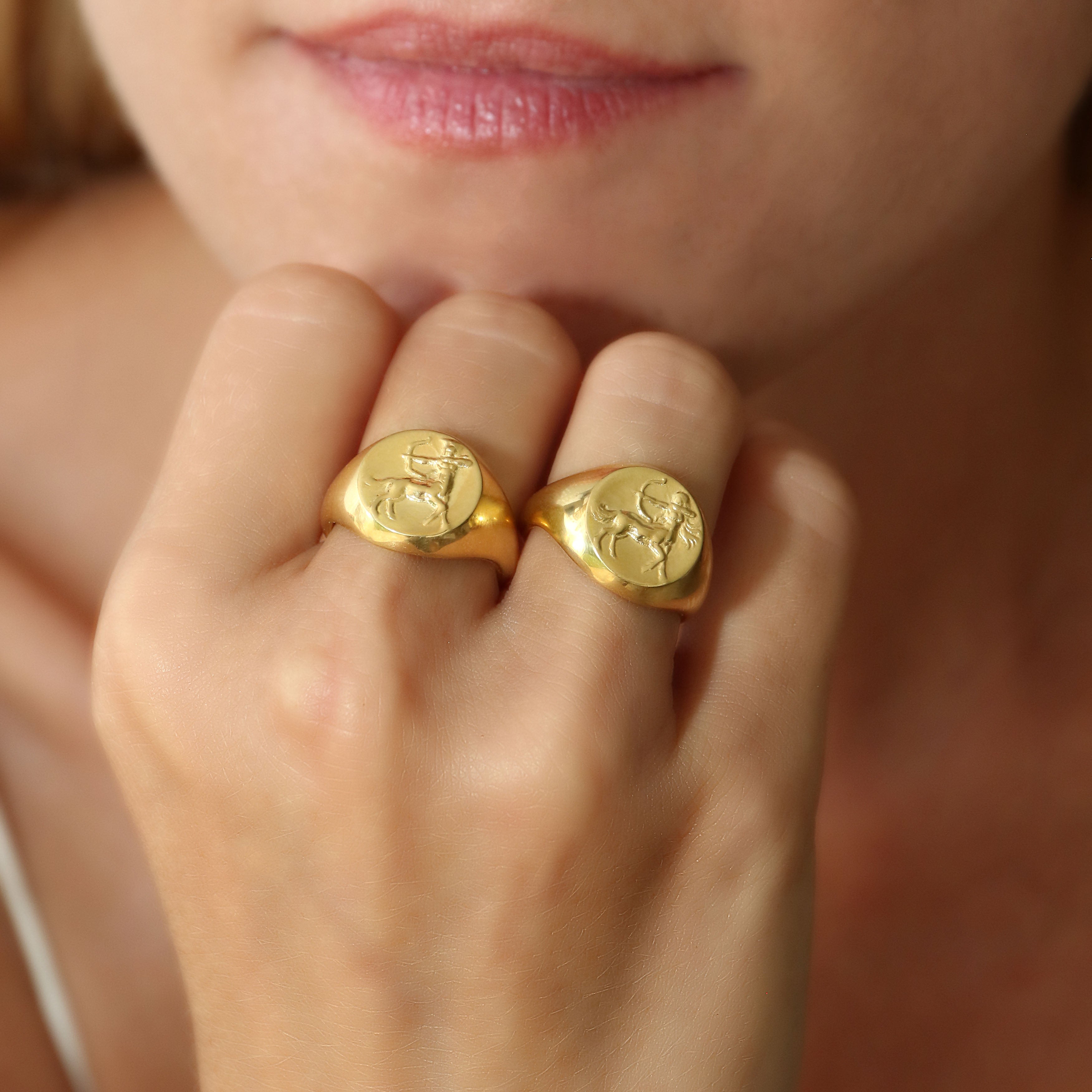 Sagittarius signet ring // Gold