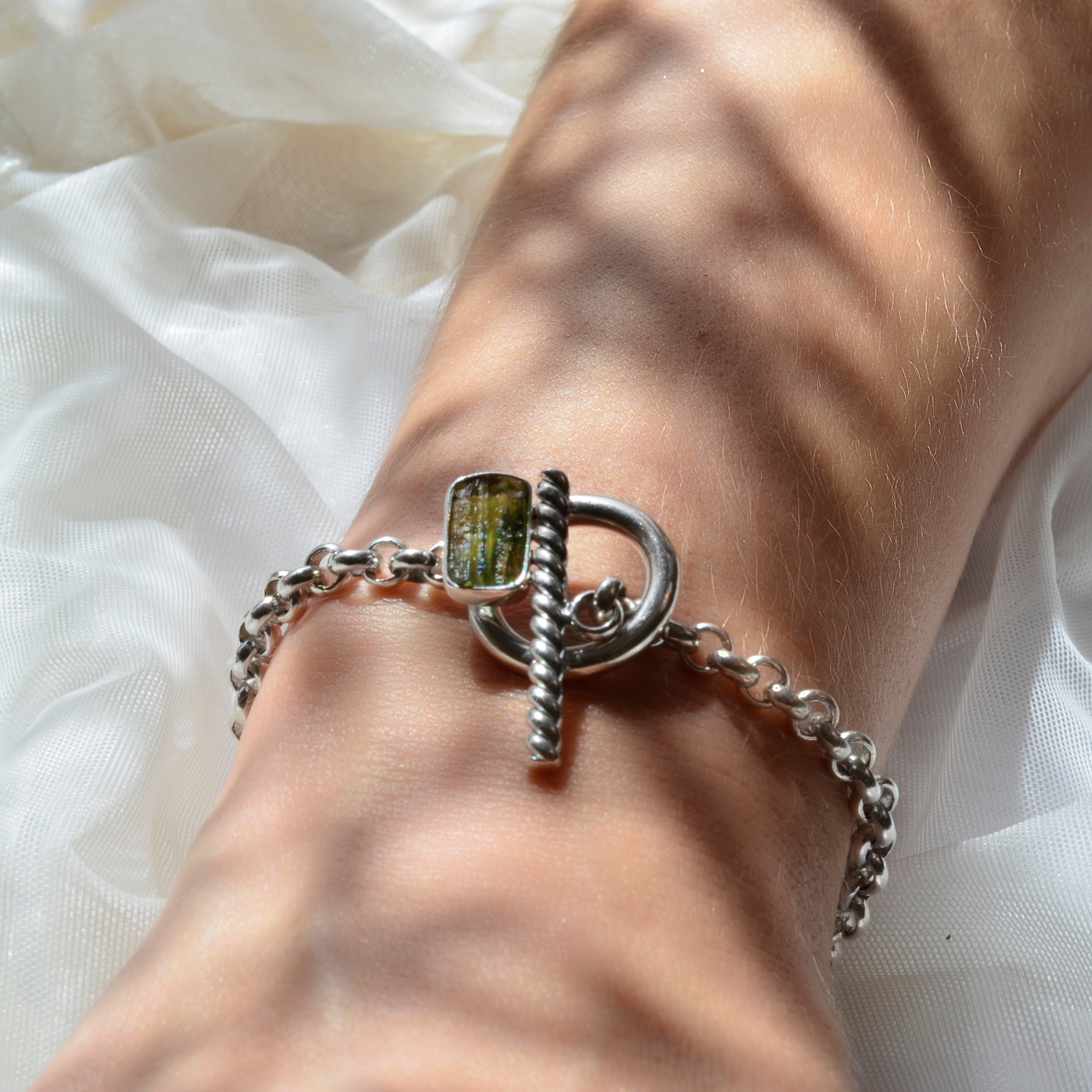 Rolo Chain Moldavite Bracelet with a Toggle clasp