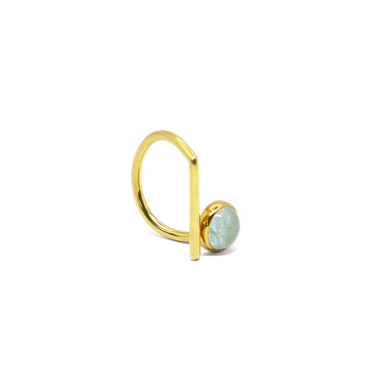 Aquamarine ring // Gold