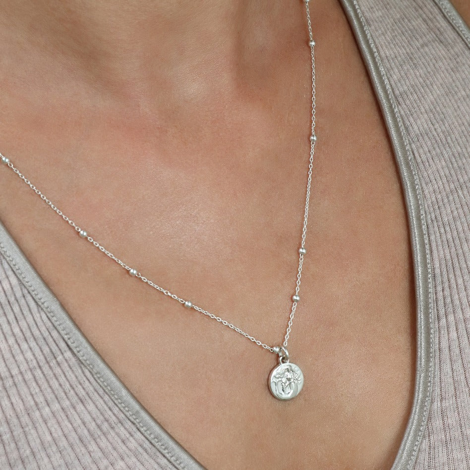 Aquarius dainty pendant necklace // Silver