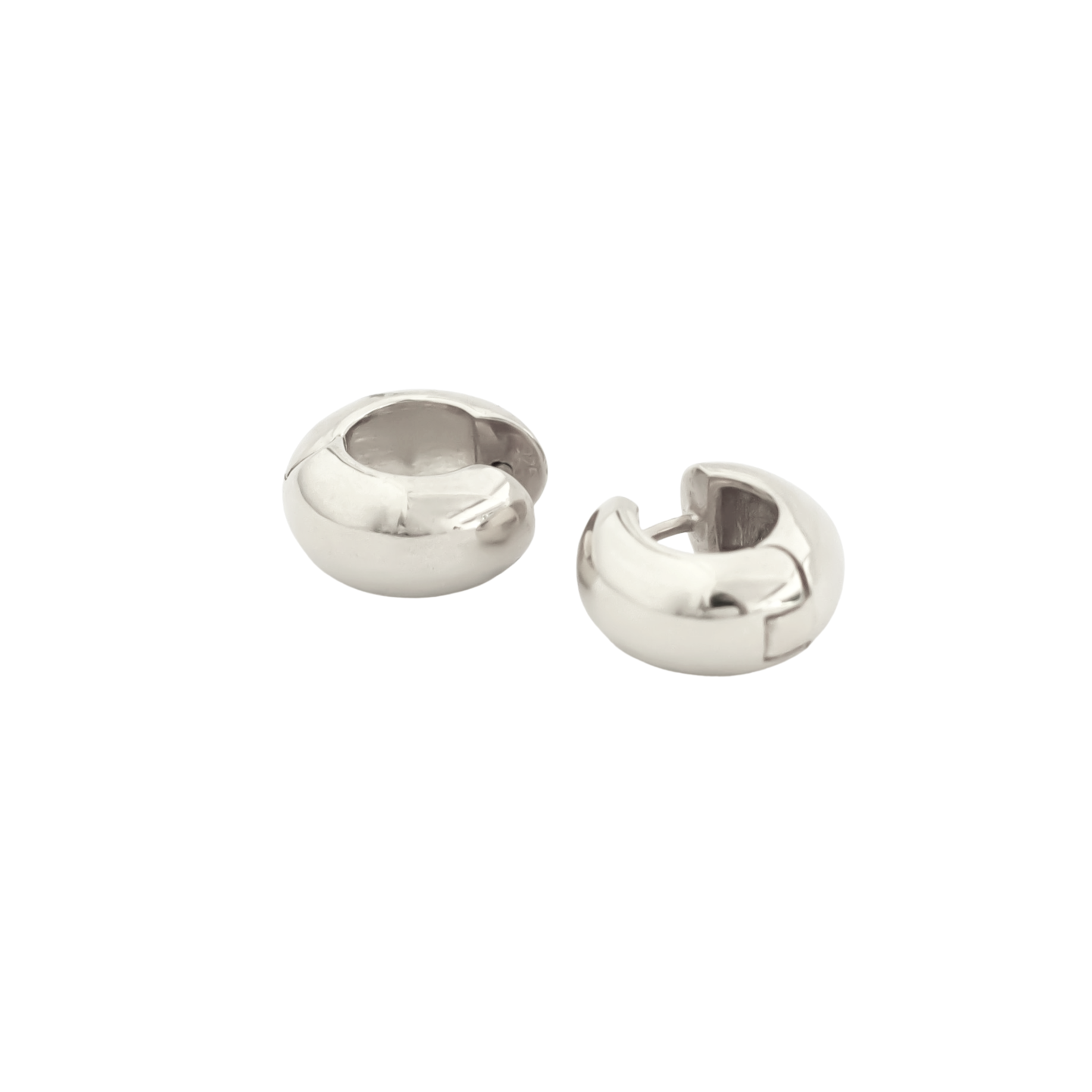 Sterling silver huggie hoop earrings, thick hoop earrings, small hoop earrings, hoops, silver hoops, small hoops, silver earrings // Silver